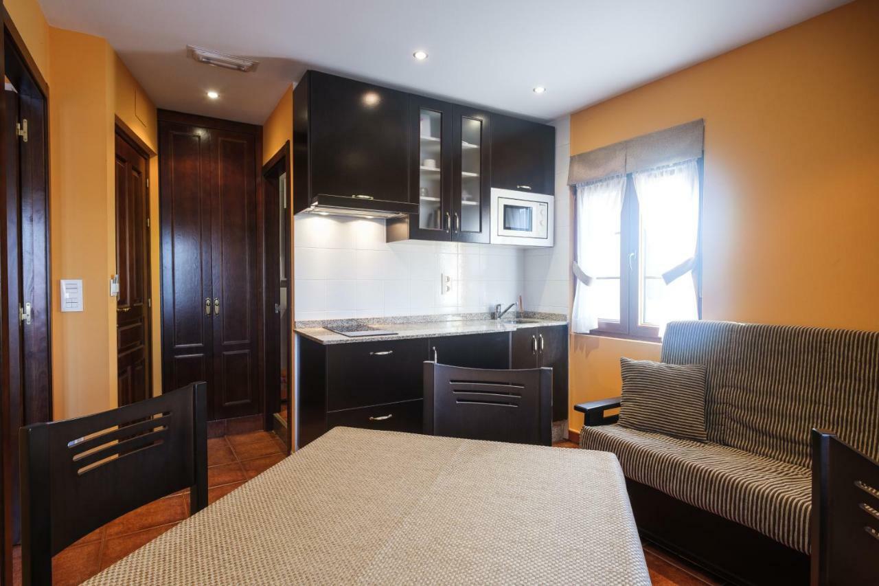 Apartamentos De Herminia Manzaneda  外观 照片