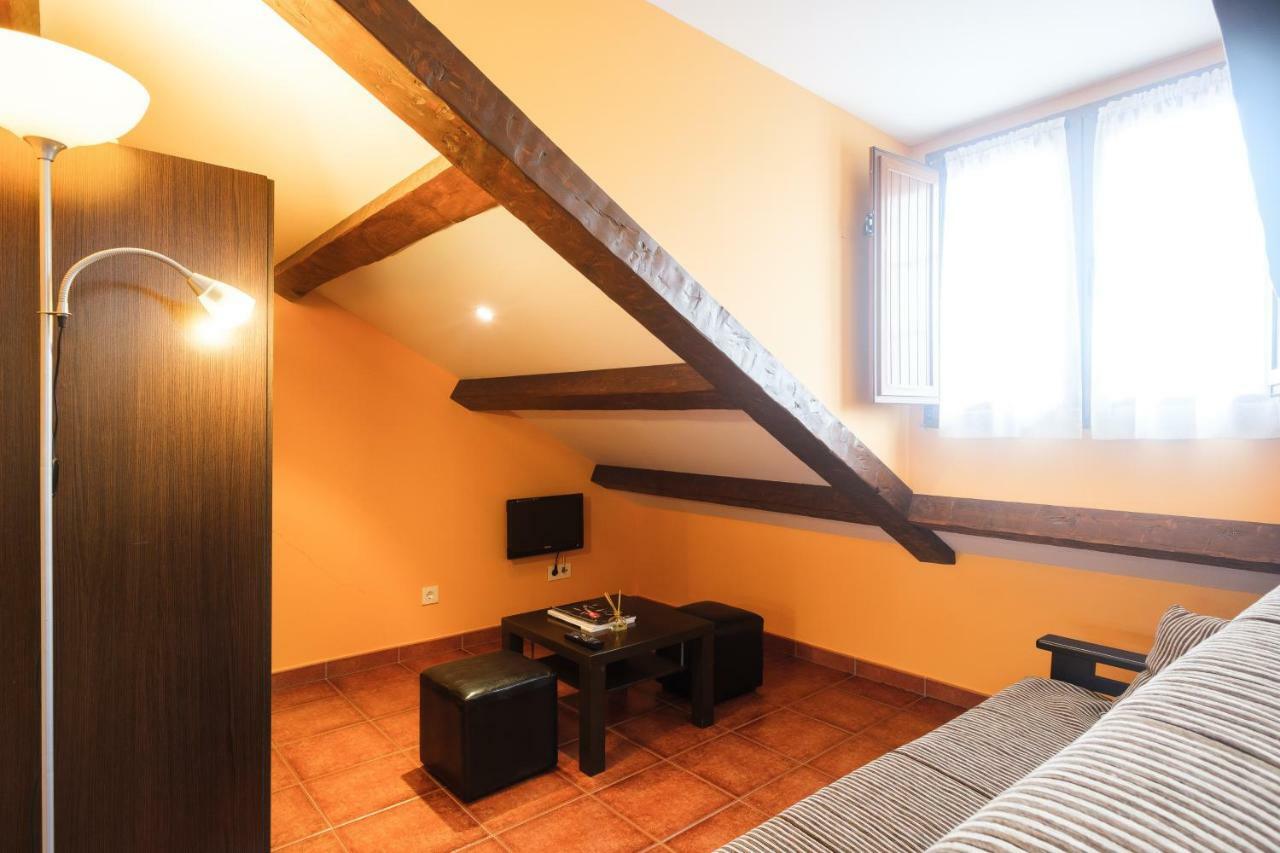 Apartamentos De Herminia Manzaneda  外观 照片
