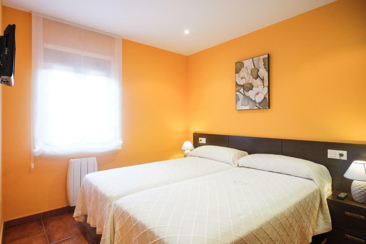 Apartamentos De Herminia Manzaneda  外观 照片