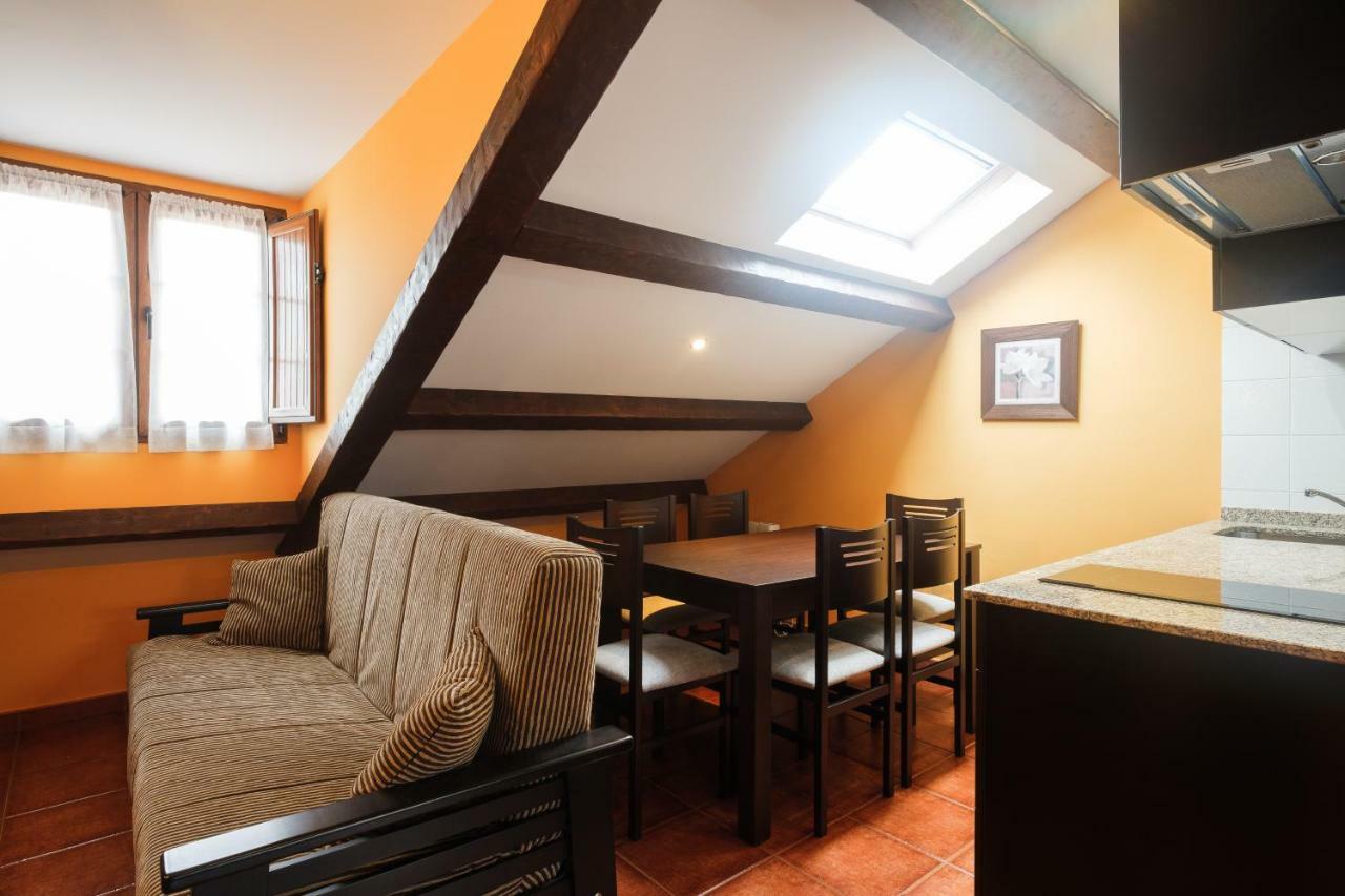 Apartamentos De Herminia Manzaneda  外观 照片