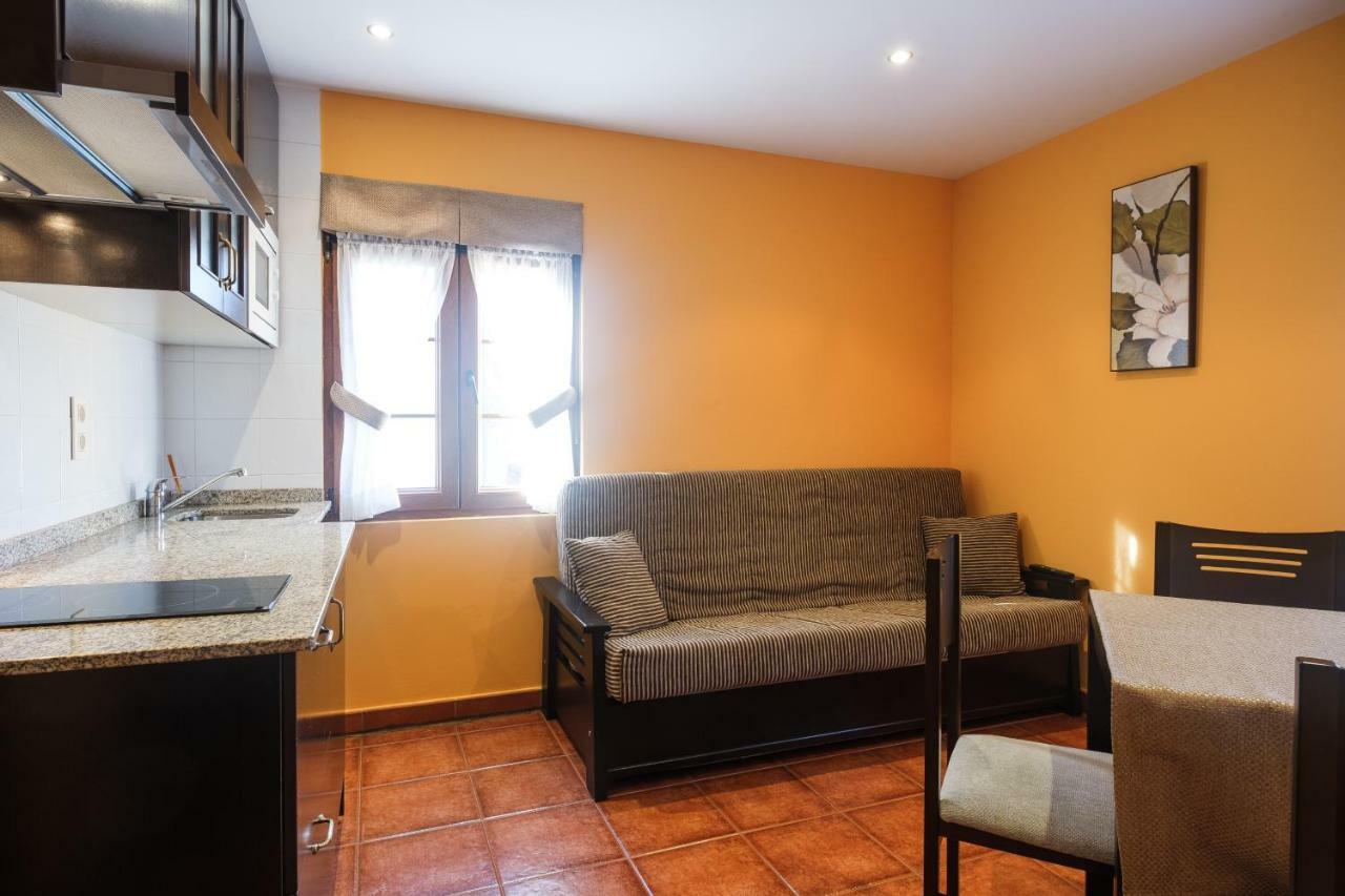 Apartamentos De Herminia Manzaneda  外观 照片