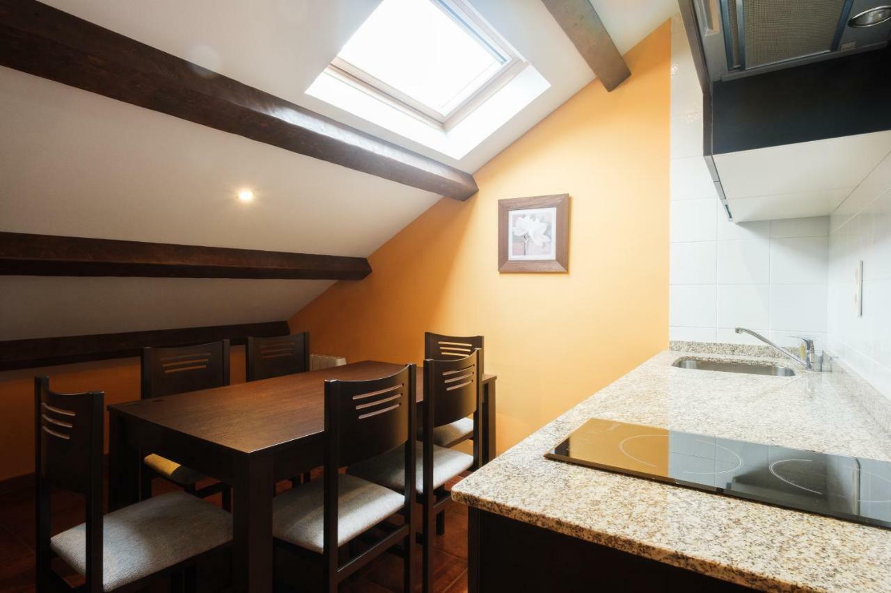 Apartamentos De Herminia Manzaneda  外观 照片
